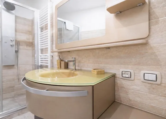 Passeggiata Di Ripetta Tevere View Spacious 2 BR FOR 7 Pax